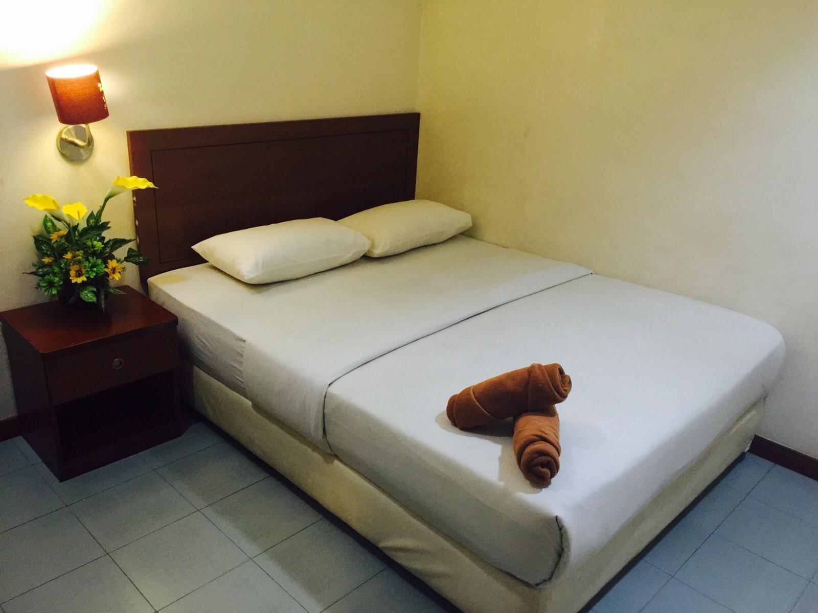 Rose Cottage Hotel Taman Daya Johor Bahru Esterno foto